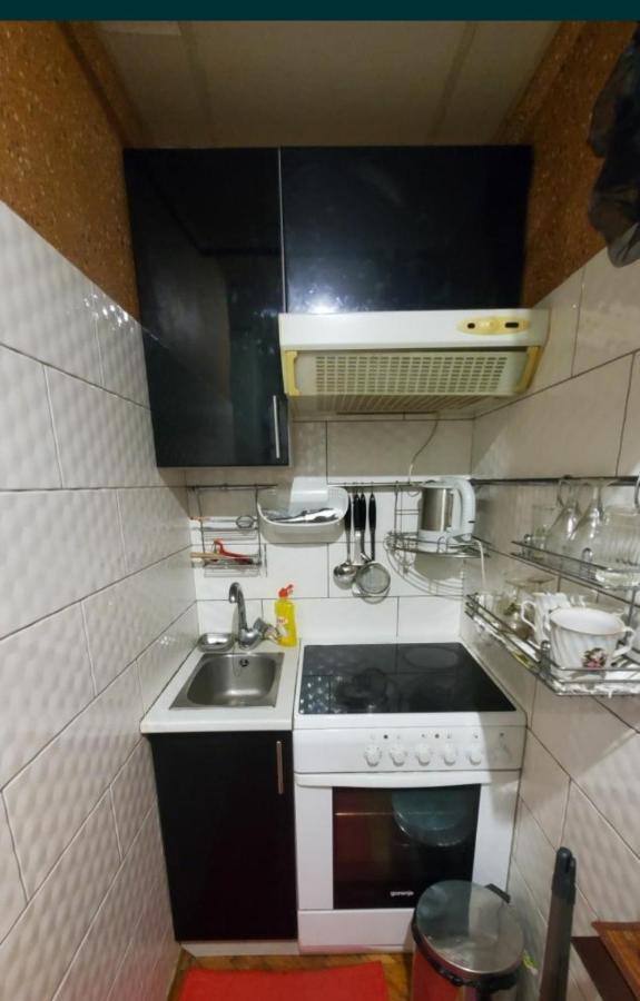 Затишні Апартаменти В Центрі Rivne Ngoại thất bức ảnh